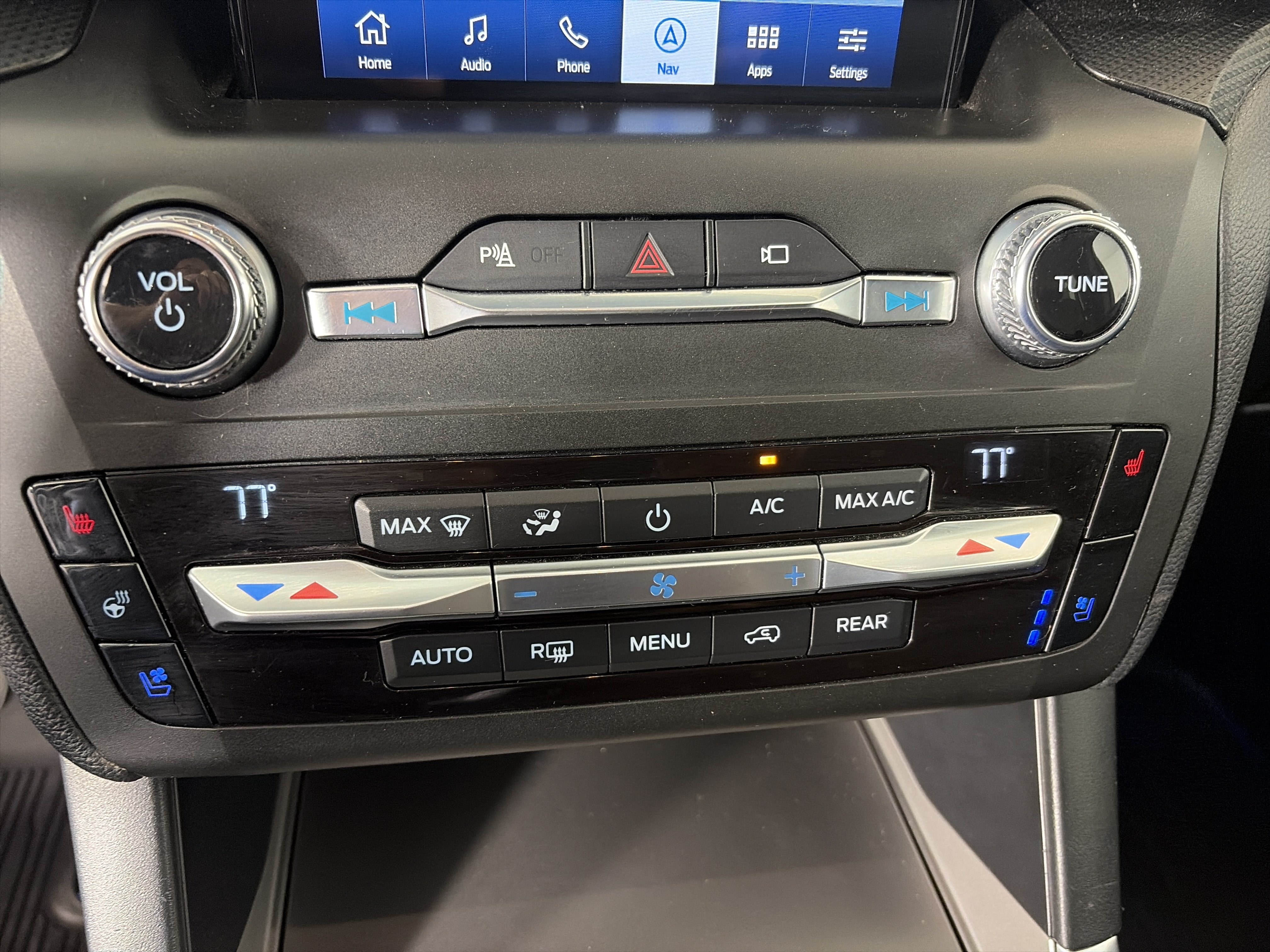 Used 2020 Ford Explorer ST w/ Premium Technology Package AWD/4WD image 28