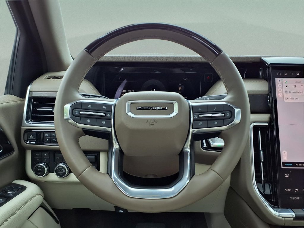Certified 2026 GMC Yukon XL Denali w/ Denali Reserve Package AWD/4WD image 16