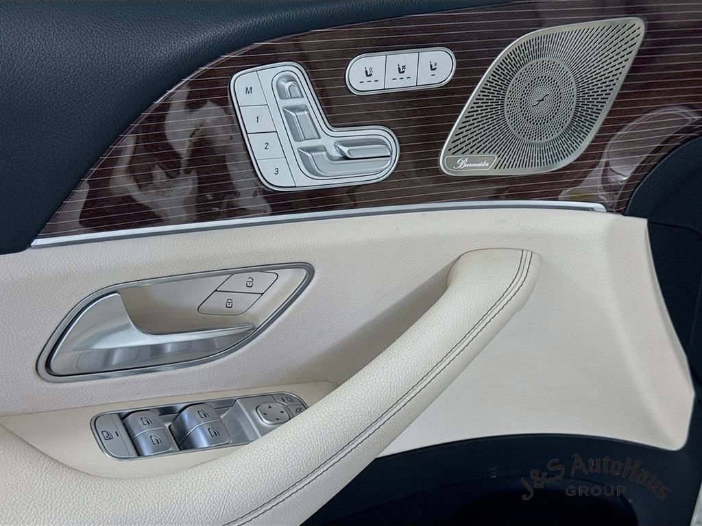 Used 2022 Mercedes-Benz GLE 350 4MATIC w/ AMG Line Exterior image 24