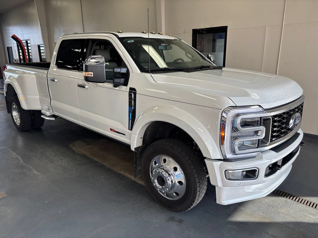 Used 2026 Ford F450 Platinum w/ Platinum Plus Package AWD/4WD image 1
