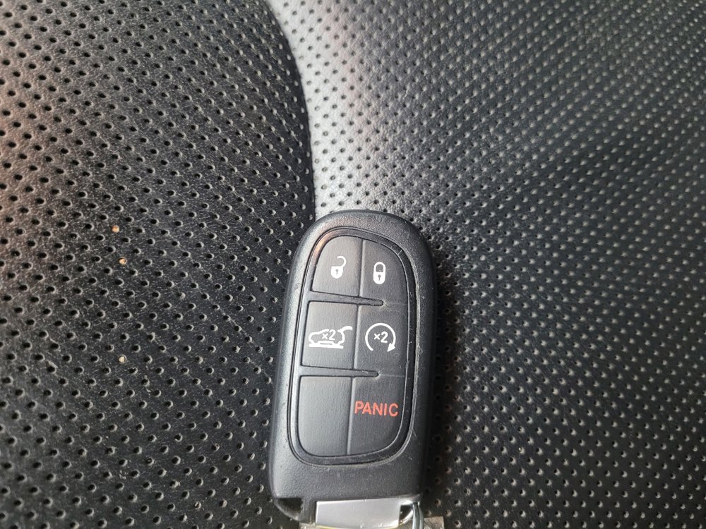 Used 2019 Jeep Cherokee High Altitude AWD/4WD image 32