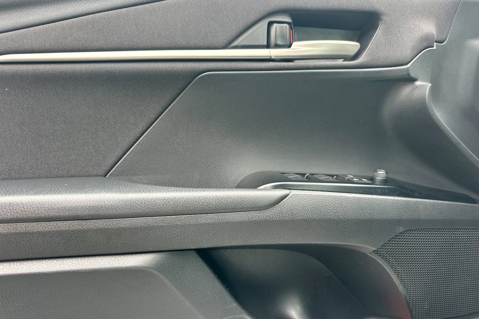 Certified 2025 Toyota Camry LE image 13