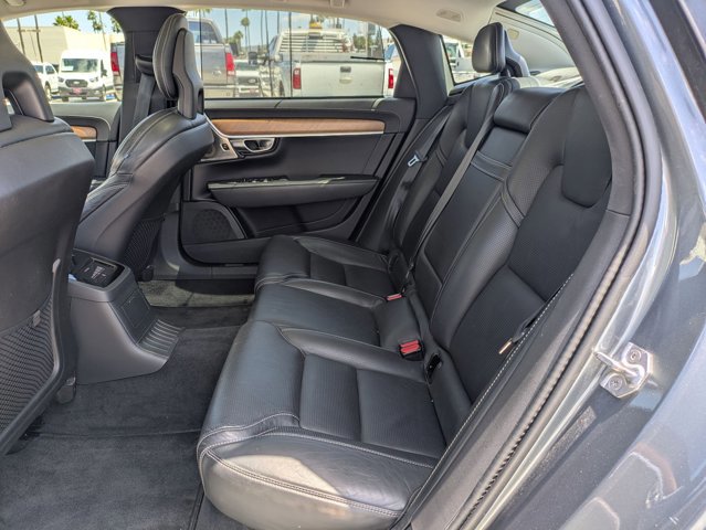 Used 2018 Volvo S90 T8 Inscription w/ Convenience Package AWD/4WD image 20