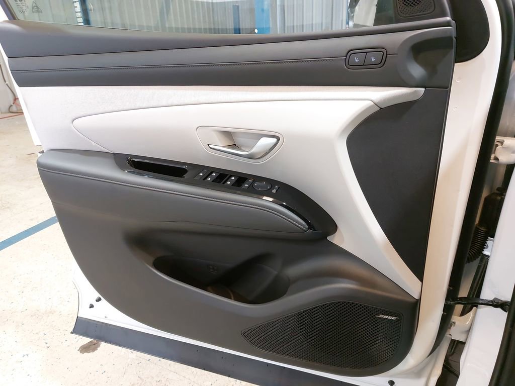 New 2026 Hyundai Tucson Limited FWD image 27