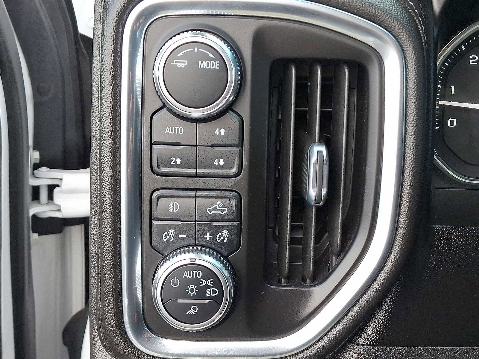 Used 2021 GMC Sierra 1500 Denali w/ Denali Premium Package image 28