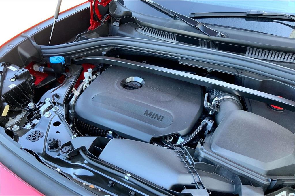 Certified 2025 MINI Cooper Countryman S w/ Comfort Package Max image 34