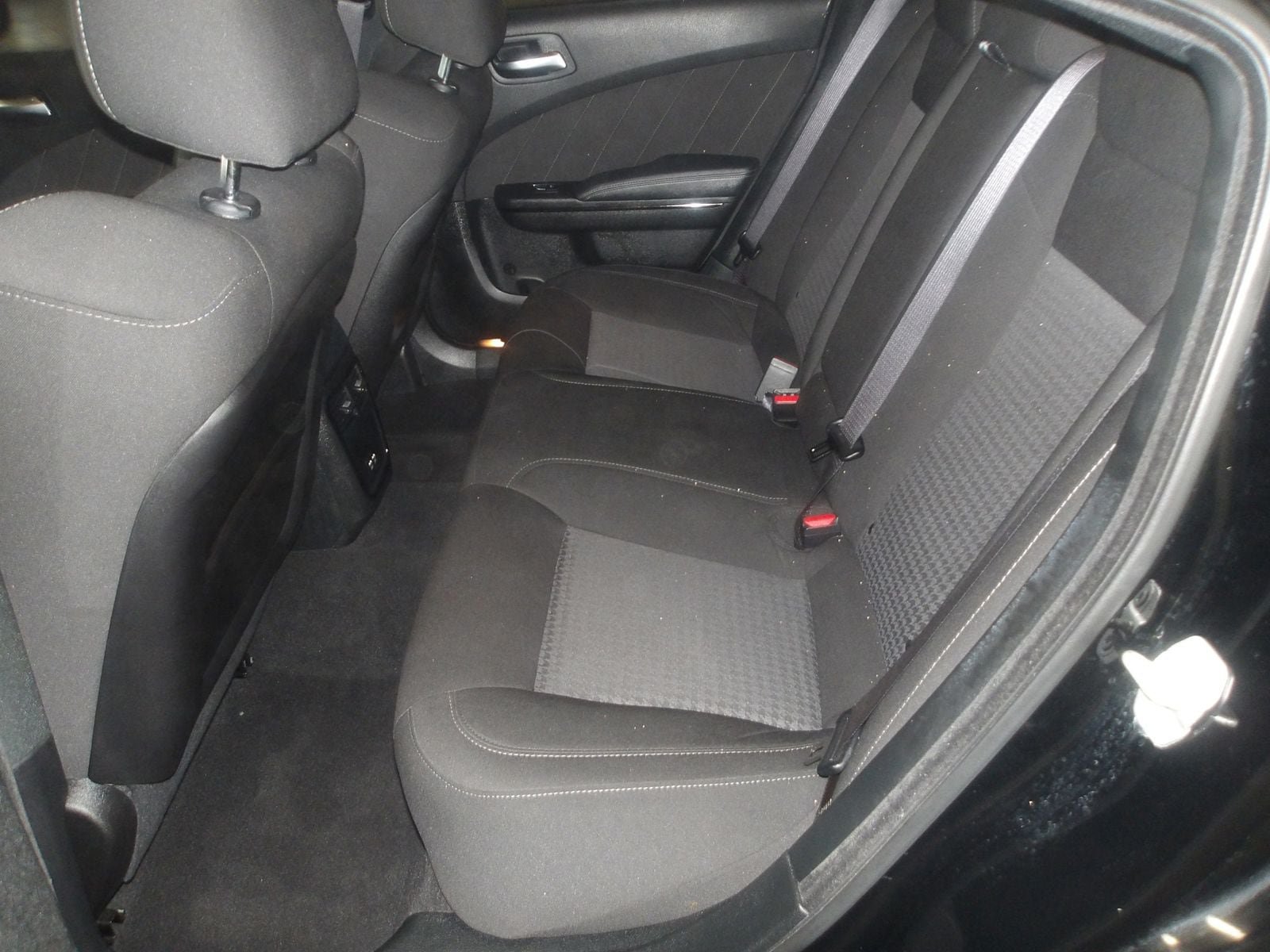 Used 2023 Dodge Charger R/T w/ Blacktop Package RWD image 18
