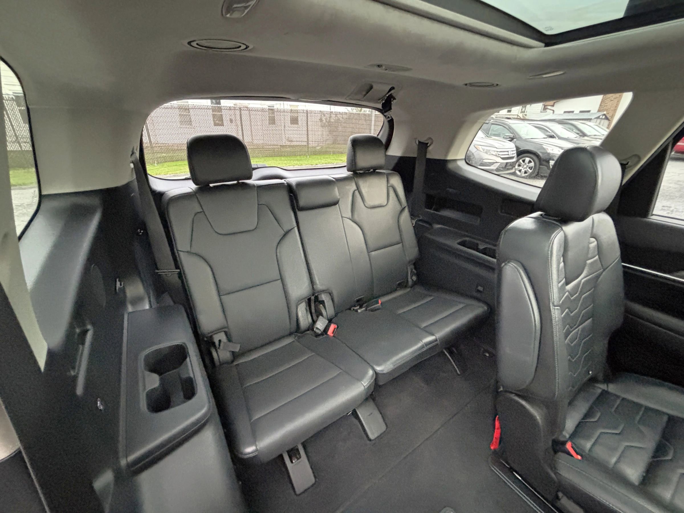 Used 2020 Kia Telluride SX w/ SX Prestige Package AWD/4WD image 10