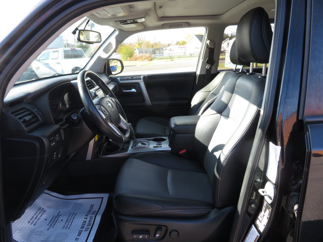 Used 2019 Toyota 4Runner SR5 image 10