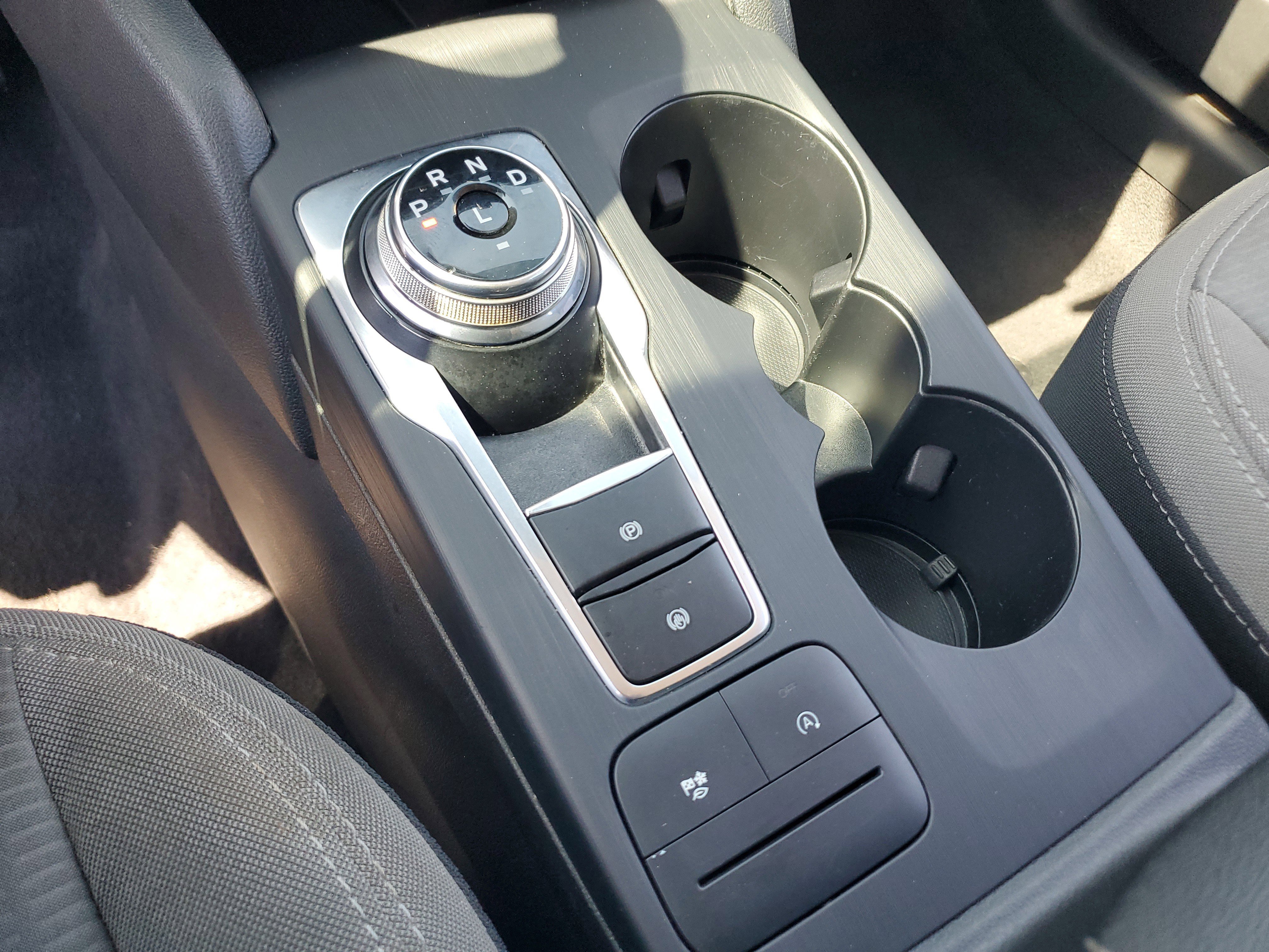 Used 2020 Ford Escape S image 24