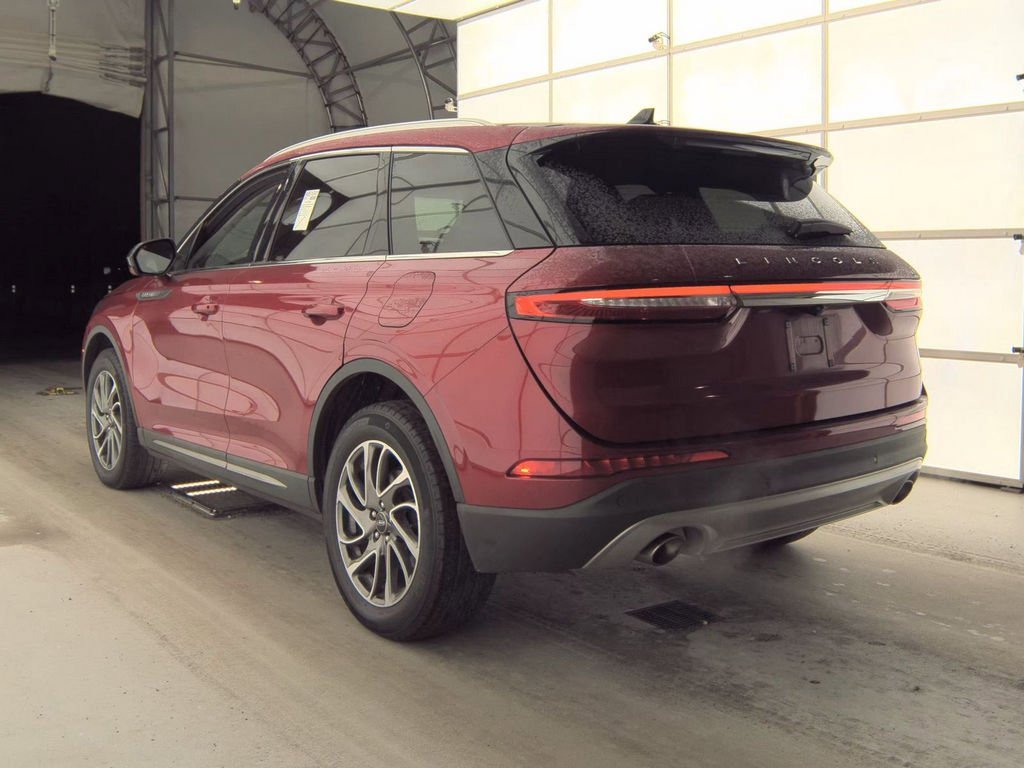 Used 2022 Lincoln Corsair AWD w/ Equipment Group 101A image 3