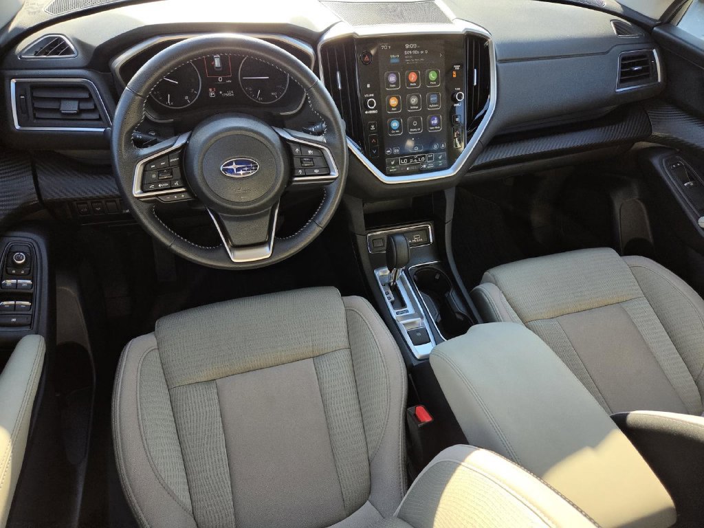 Certified 2025 Subaru Ascent Premium AWD/4WD image 16