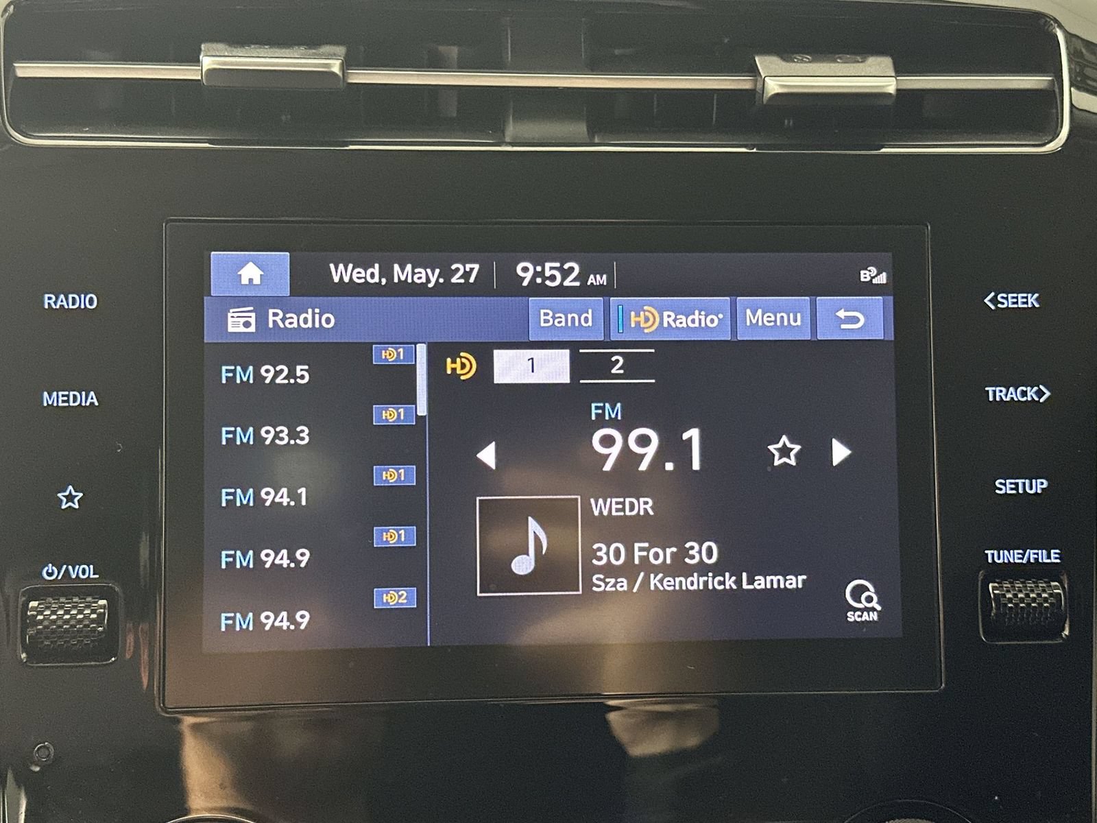 Used 2022 Hyundai Tucson SEL FWD image 18
