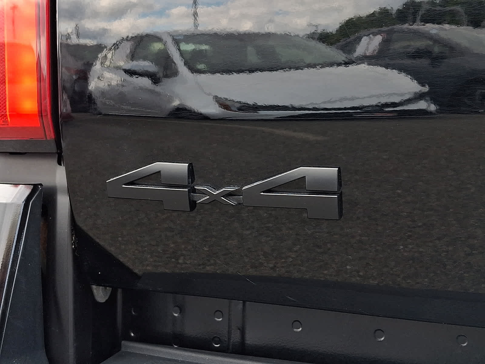 Used 2024 Toyota Tacoma TRD Off-Road AWD/4WD image 33