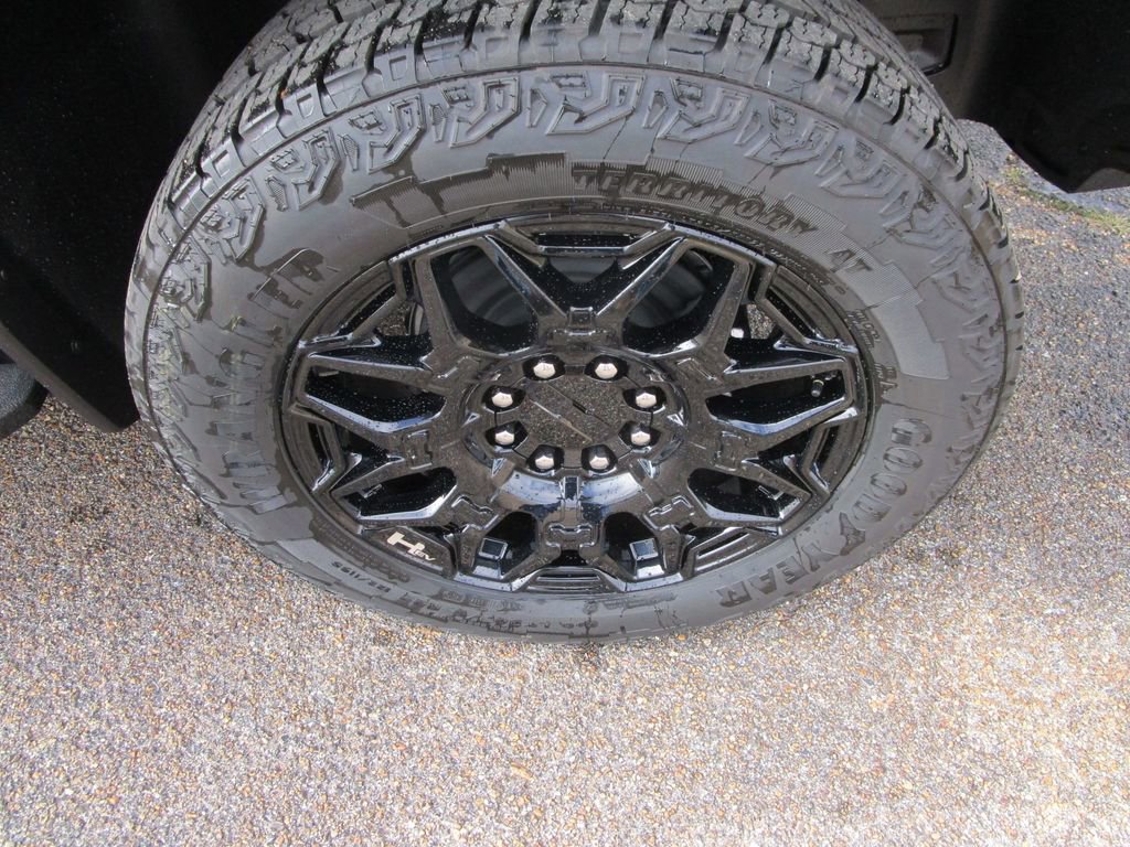 New 2026 GMC Hummer EV 4x4 Crew Cab image 15