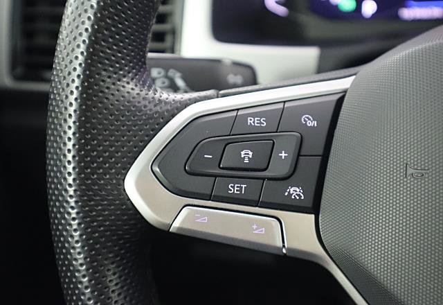 Used 2021 Volkswagen Atlas SEL Premium image 38