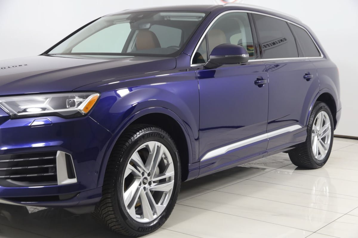 Used 2023 Audi Q7 3.0T Premium Plus w/ Premium Plus Package AWD/4WD image 52