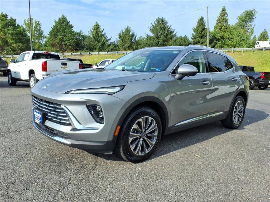 Used 2024 Buick Envision Preferred AWD/4WD image 7