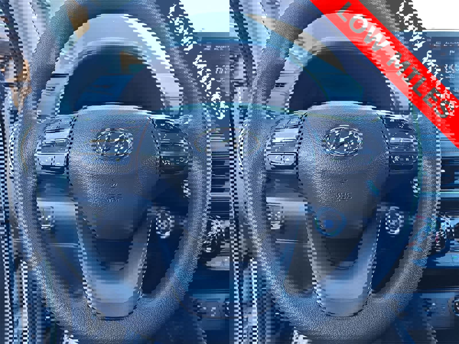 Used 2023 Hyundai Kona SEL image 19