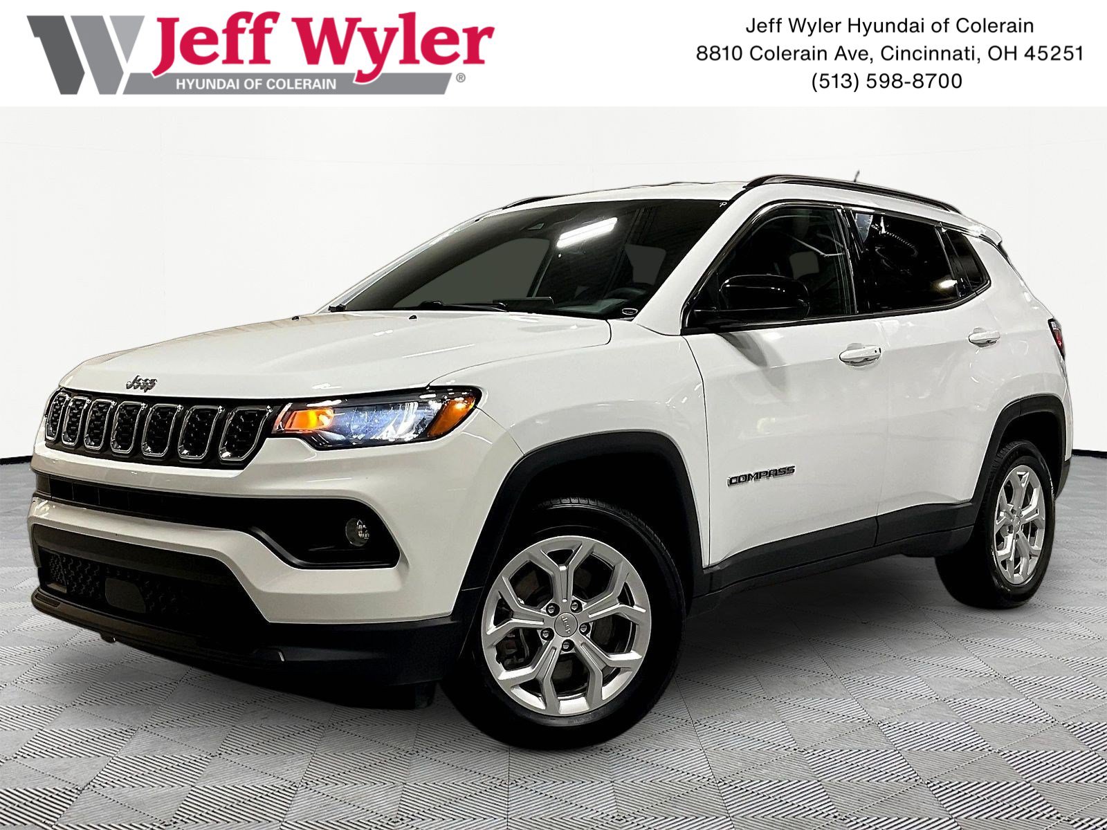 Used 2024 Jeep Compass Latitude
