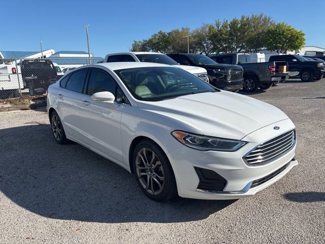Used 2020 Ford Fusion SEL image 3