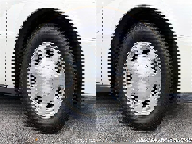 Used 2001 Cadillac De Ville w/ Comfort/Convenience Pkg image 10