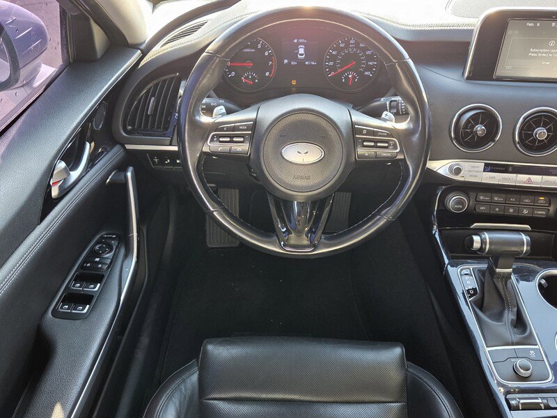 Used 2019 Kia Stinger image 11