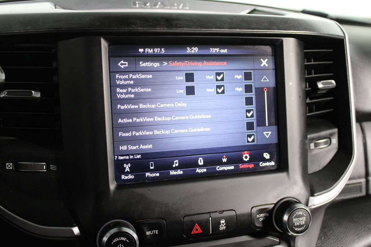 Used 2019 RAM 2500 Big Horn w/ Black Appearance Package RWD image 18