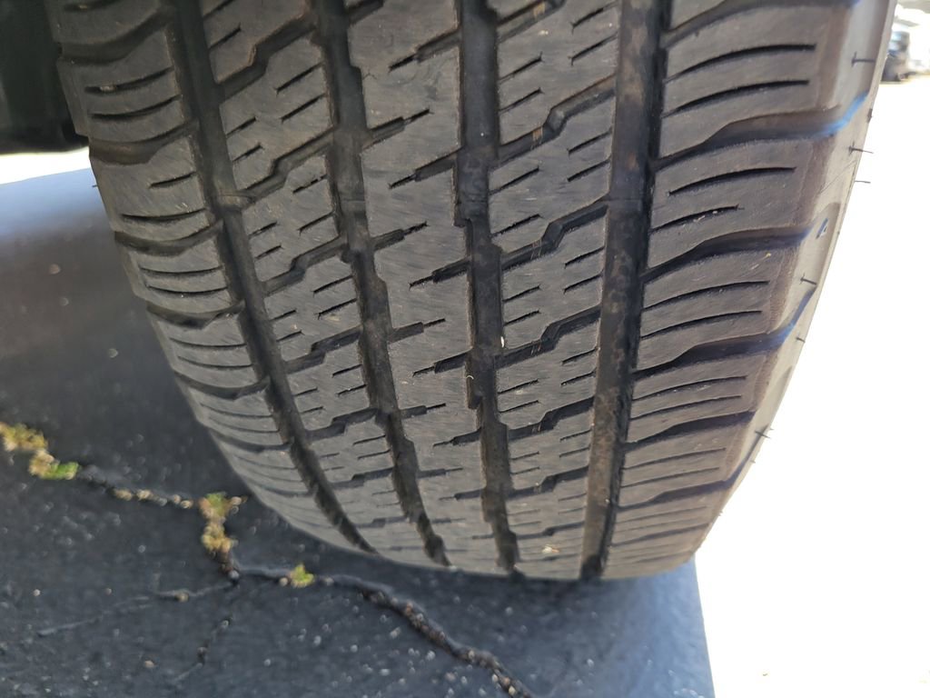 Used 2023 Jeep Renegade Latitude AWD/4WD image 23