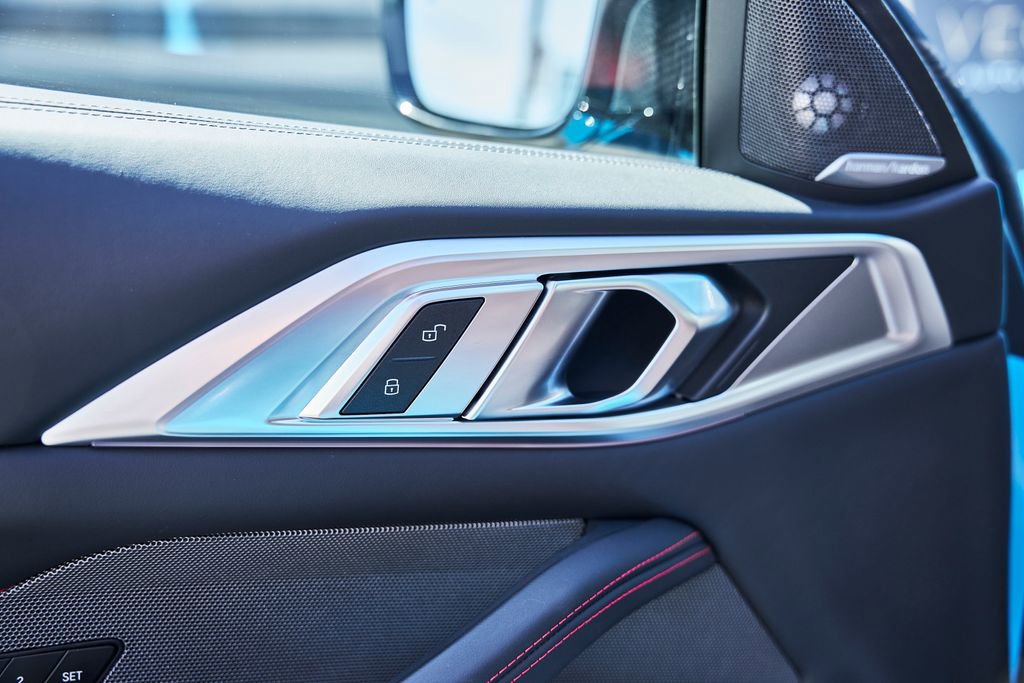 Used 2025 BMW M4 CS image 38