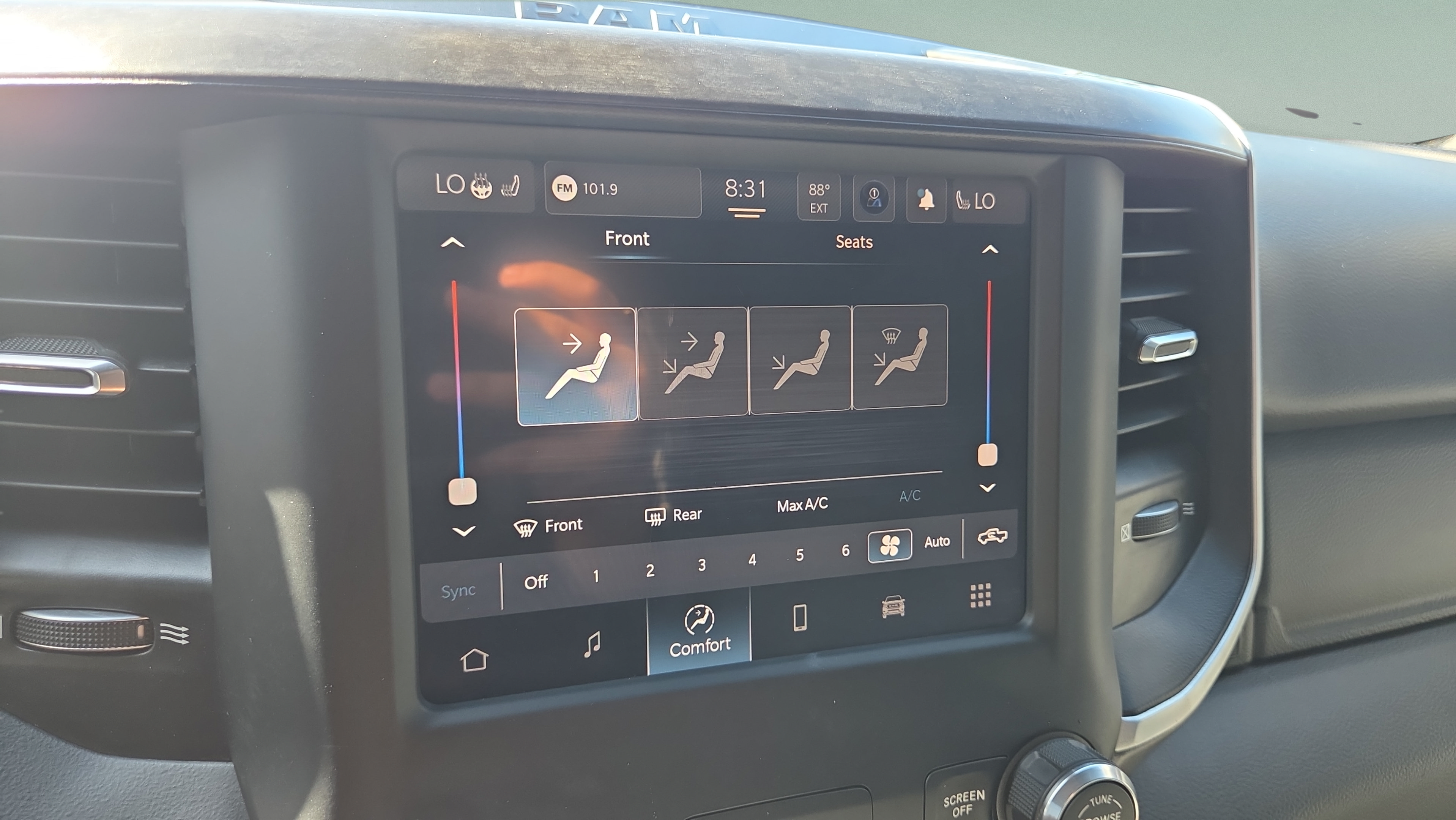 Used 2023 RAM 1500 Big Horn AWD/4WD image 35