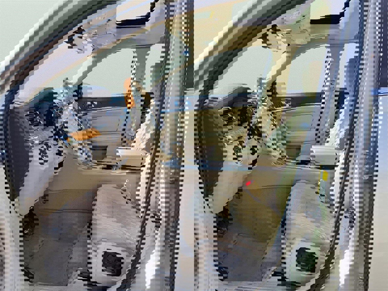 Used 2011 Lincoln MKS image 15