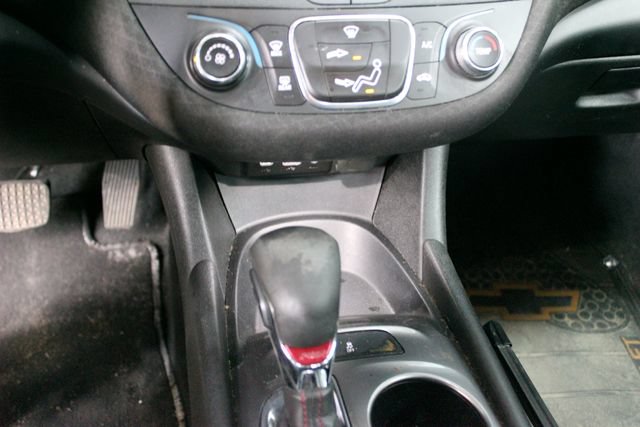 Used 2021 Chevrolet Malibu RS FWD image 19