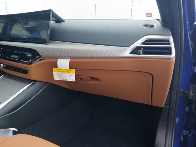 New 2026 BMW 330i Sedan w/ M Sport Package RWD image 15