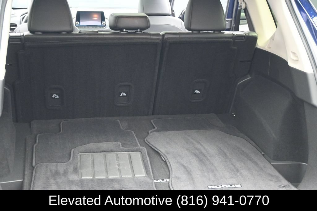 Used 2024 Nissan Rogue SV w/ SV Premium Package AWD/4WD image 19