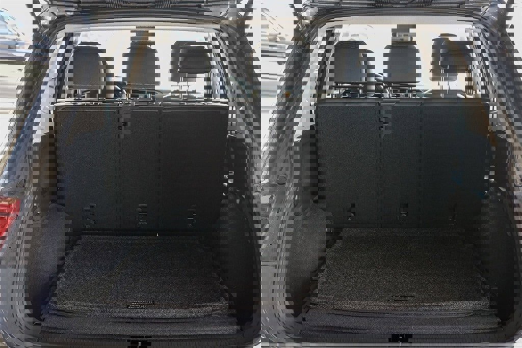 Used 2022 Volkswagen Tiguan SE image 30