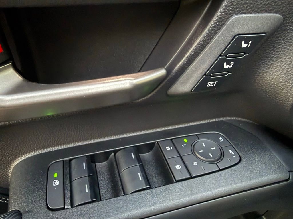 Used 2025 Toyota 4Runner Limited image 22