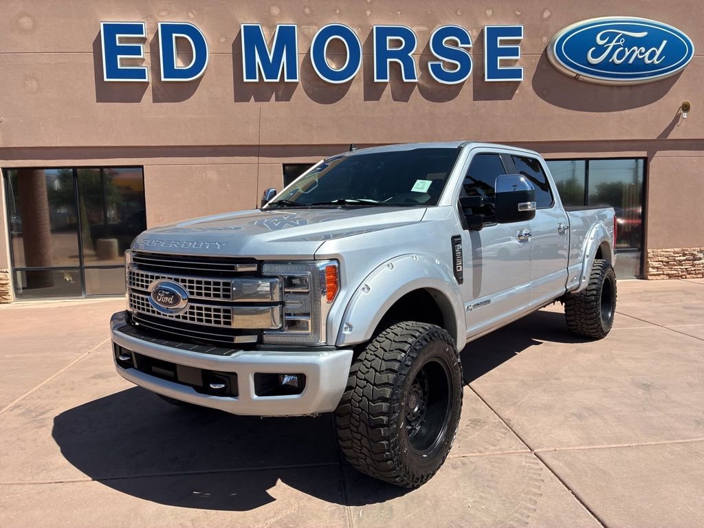 Used 2019 Ford F250 Platinum w/ Platinum Ultimate Package AWD/4WD image 1
