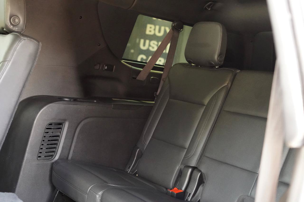 Used 2021 Chevrolet Suburban LT AWD/4WD image 19