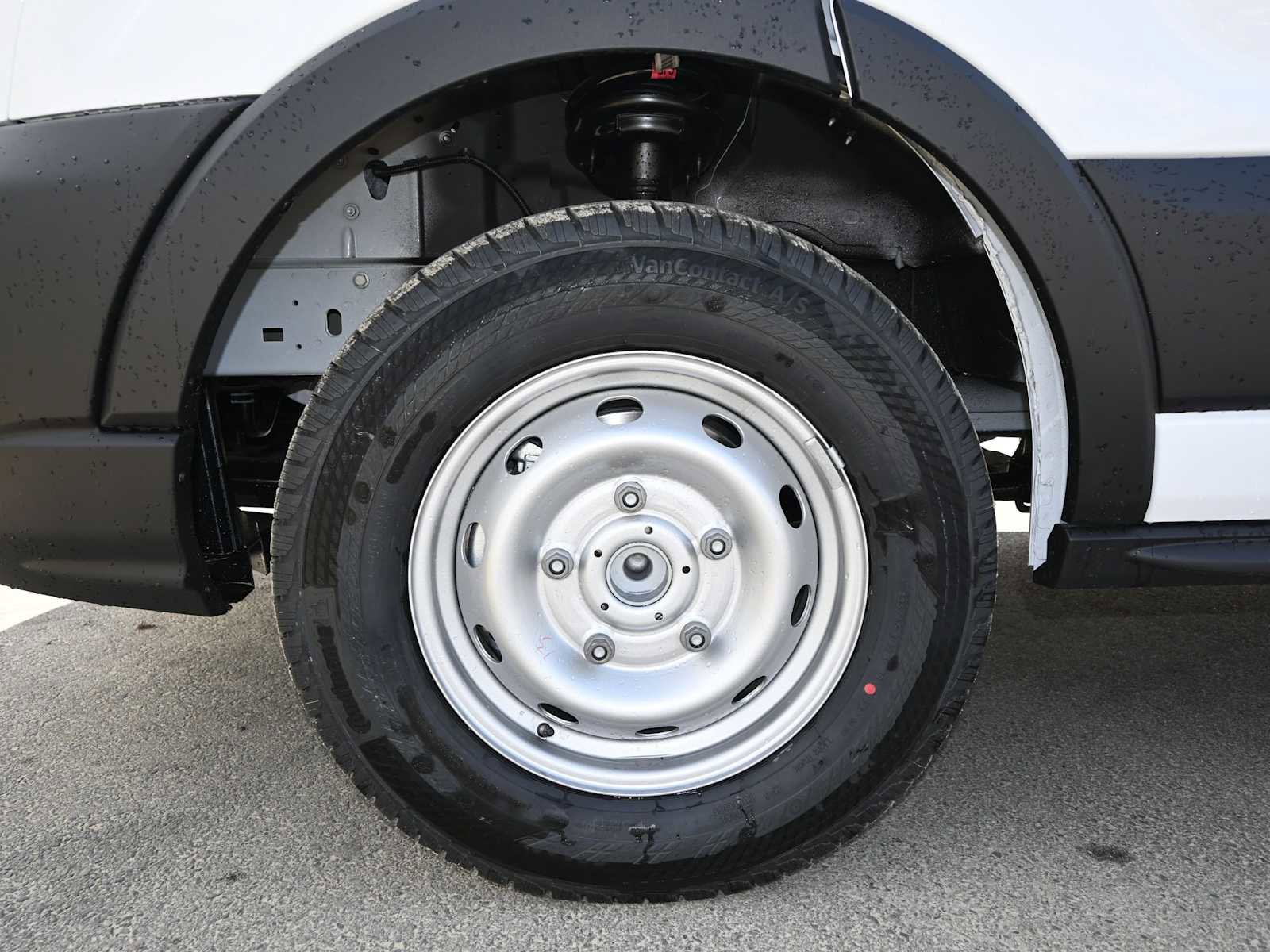 New 2025 Ford Transit 250 148 Medium Roof image 11