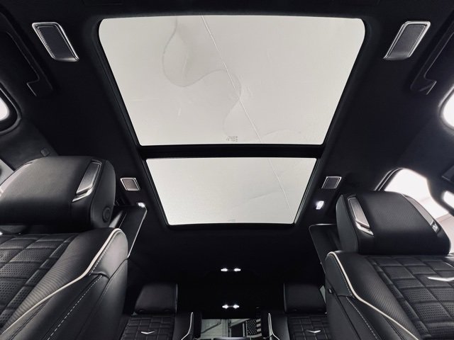 Used 2025 Cadillac Escalade Sport Platinum image 34