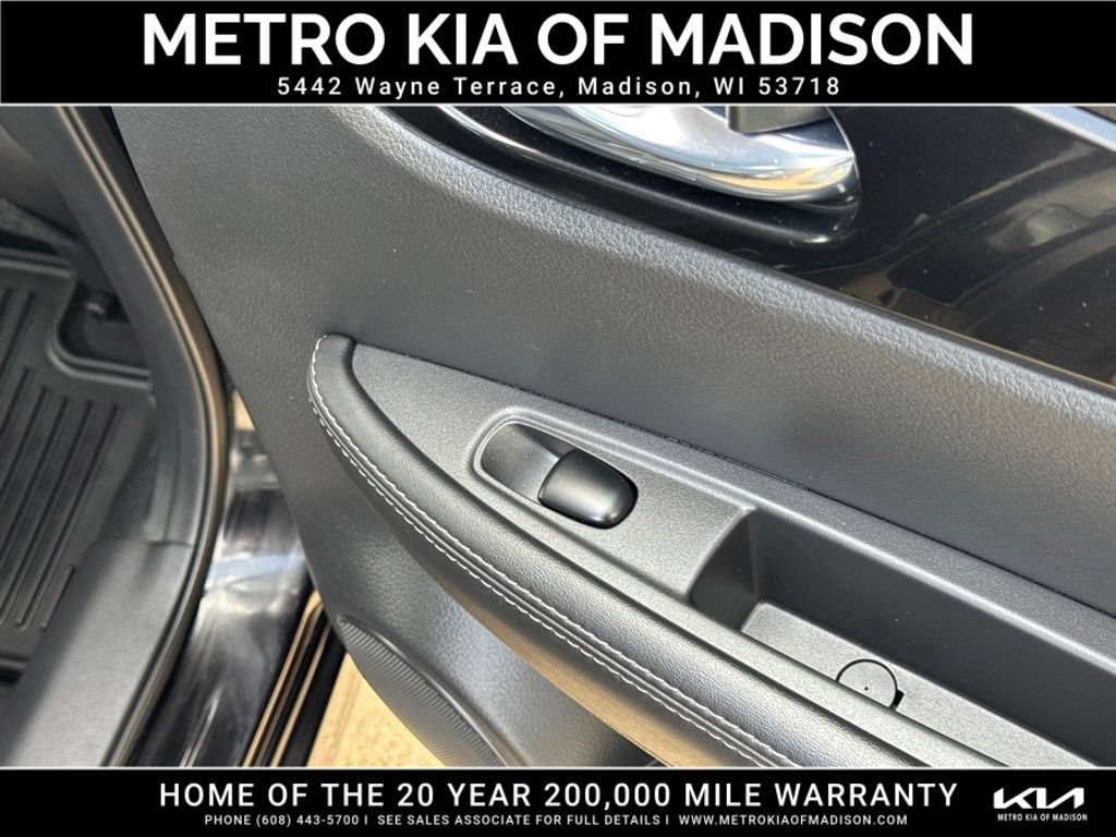 Used 2022 Nissan Rogue Sport SL w/ Premium Package AWD/4WD image 33