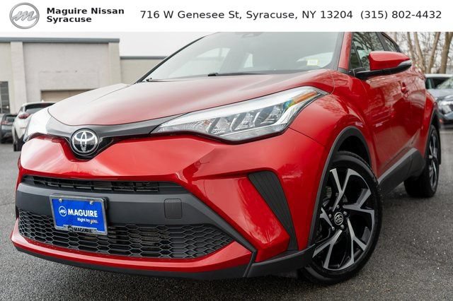 Used 2022 Toyota C-HR FWD image 1
