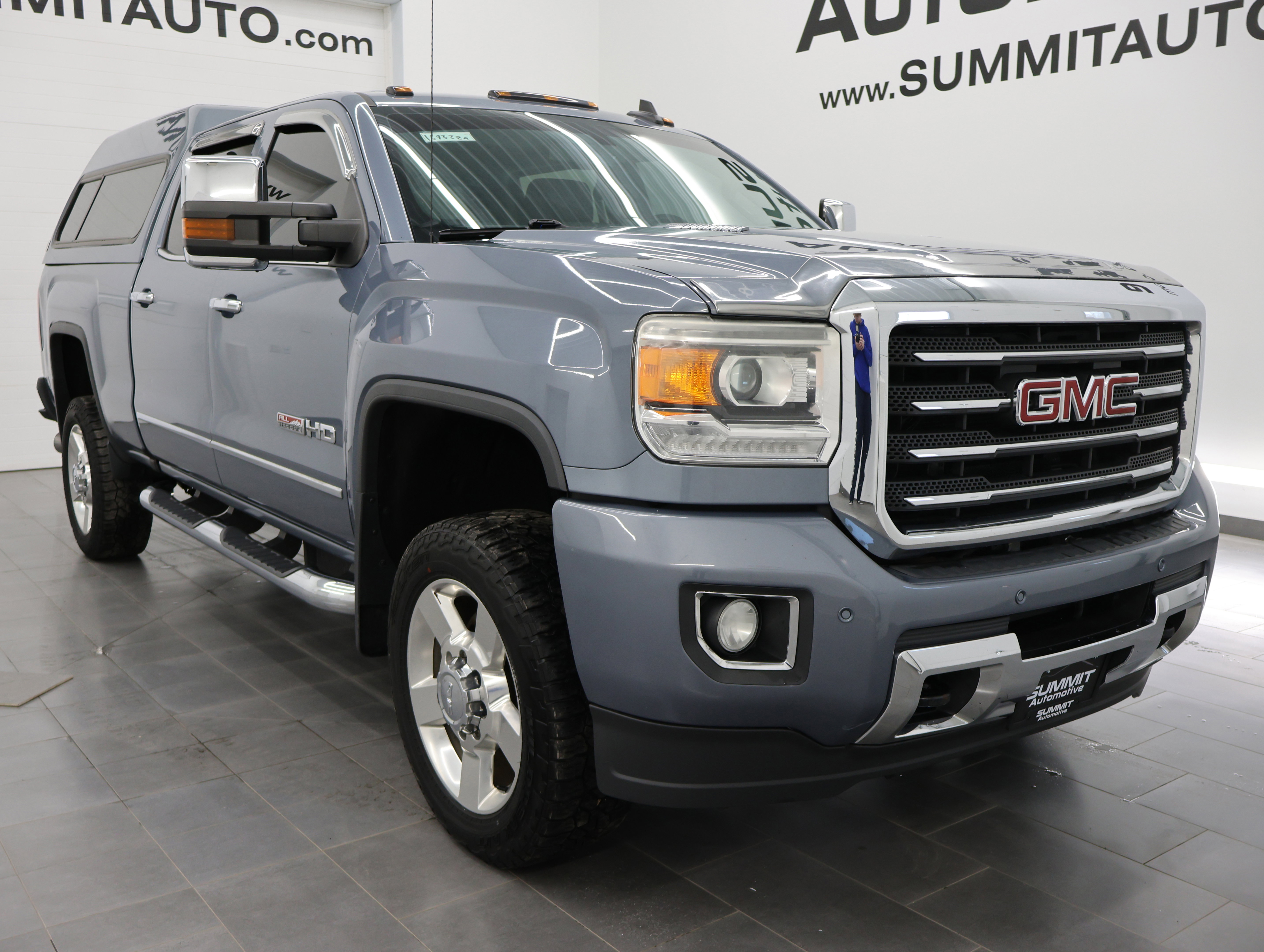 Used 2016 GMC Sierra 2500 SLT image 2