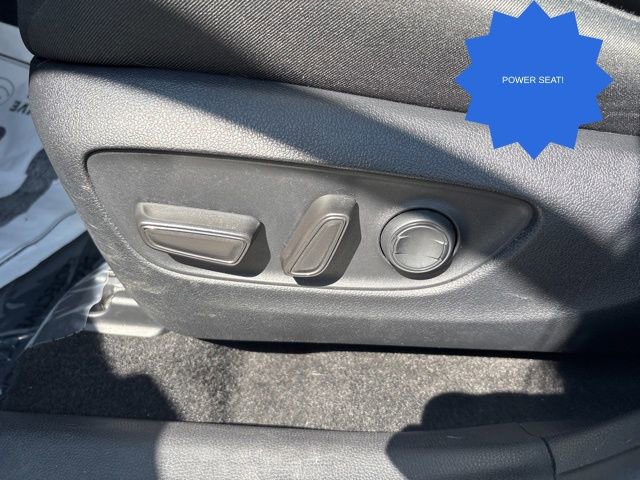 Used 2022 Toyota RAV4 XLE image 13