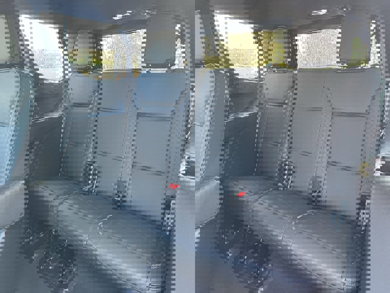 Used 2023 GMC Yukon Denali image 33