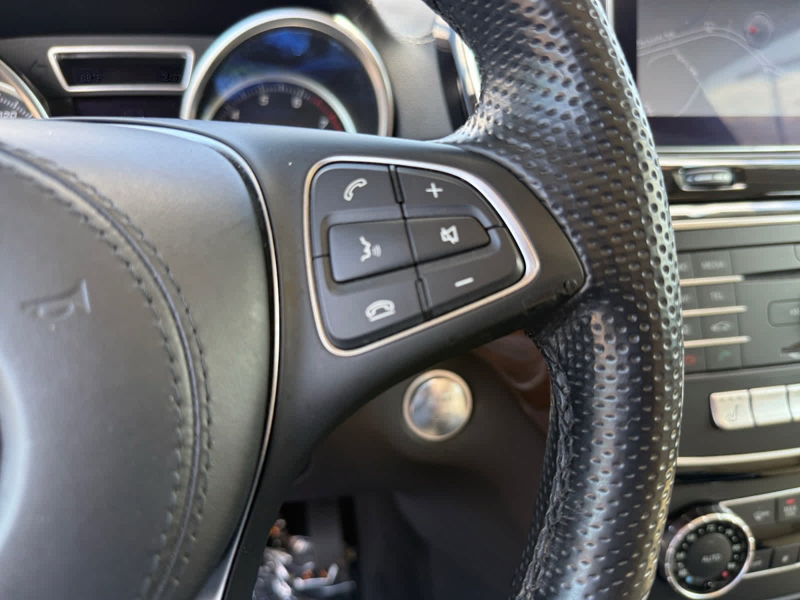 Used 2019 Mercedes-Benz GLS 450 4MATIC image 25