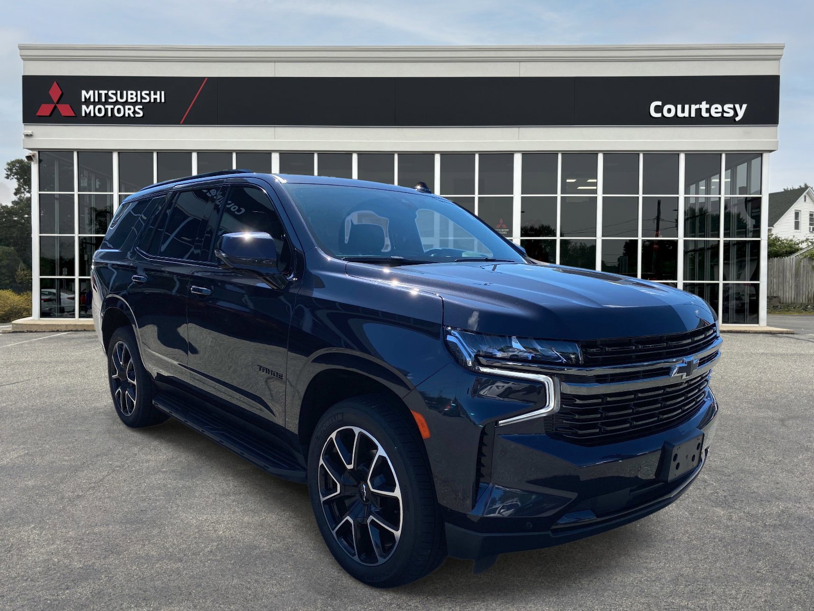 Used 2022 Chevrolet Tahoe RST w/ Luxury Package image 6