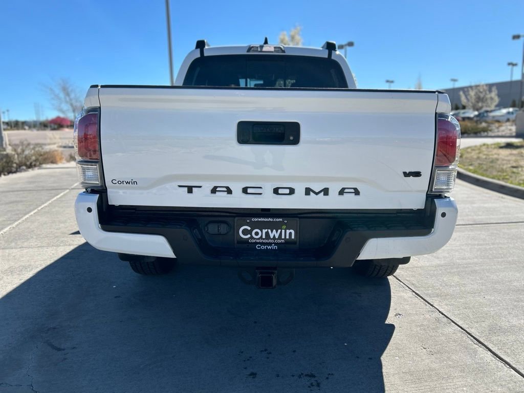 Used 2022 Toyota Tacoma TRD Off-Road w/ Technology Package image 8