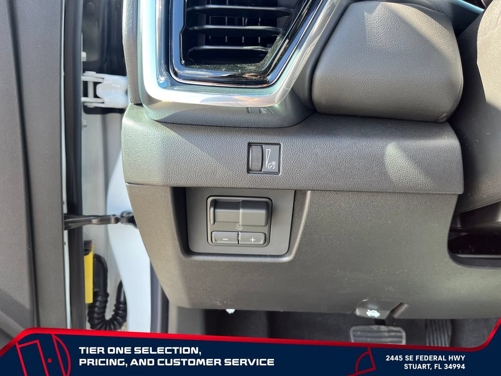 New 2026 GMC Canyon Elevation RWD image 24